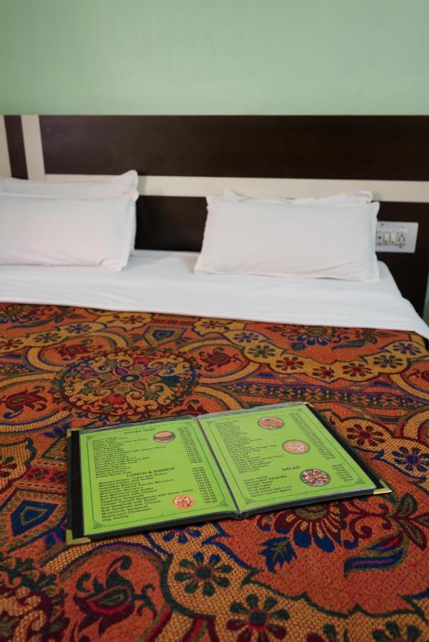 Hotel Prem Villas Пушкар Экстерьер фото