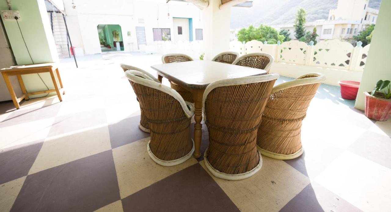 Hotel Prem Villas Пушкар Экстерьер фото
